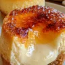 Vanilla Bean Crème Brûlée Cheesecake Cupcakes